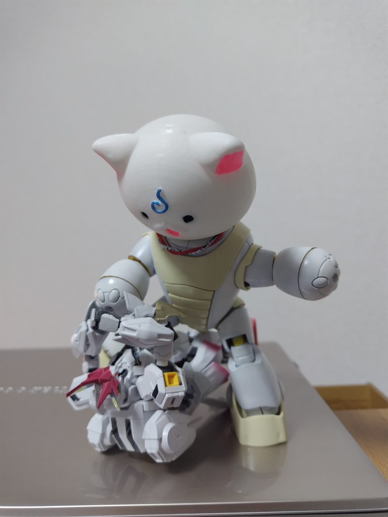 「痛っ！！ちょっ・・待っ・・痛っ！！」