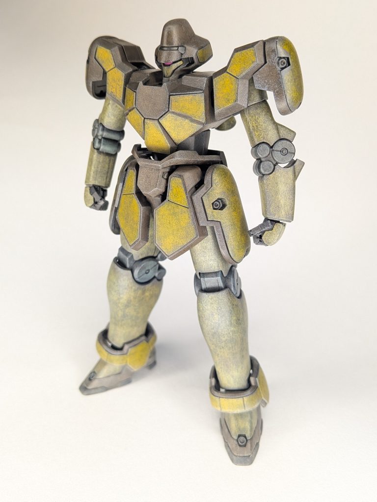 しかしこう、普通にぽんと立たせた状態が一番格好良く見えるような気もします。色々とプロポーションを弄り回した甲斐があるというものです。