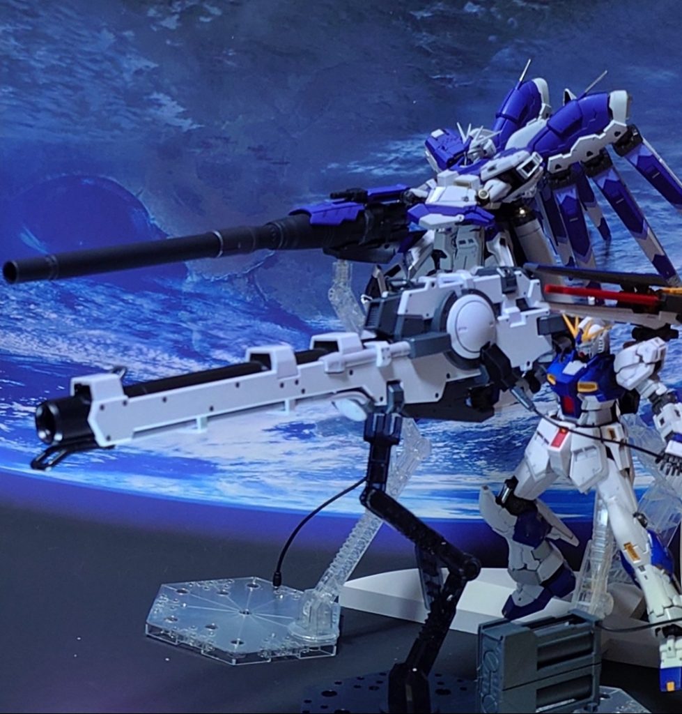 前回のランチャーを装備したνガンダムFFと連携、ダブルハイパー・メガ・バズーカ・ランチャー&ロングレンジ・フィン・ファンネルの全力射撃で、アクシズ落下阻止を狙って終わります。