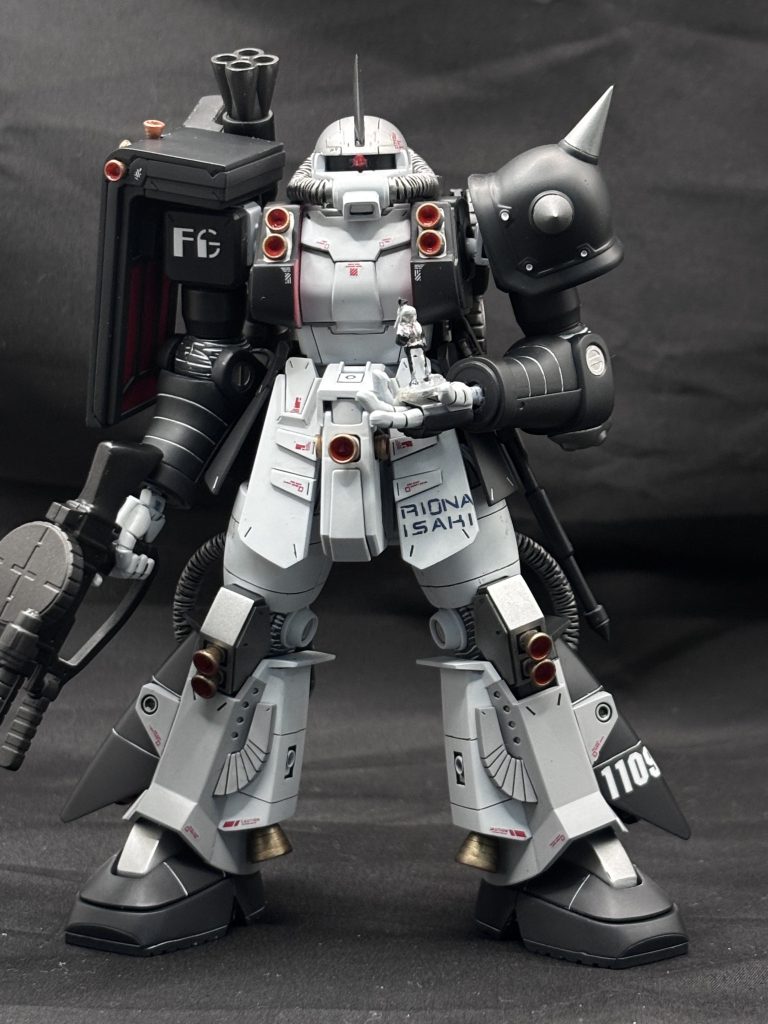 響咲リオナ専用高機動ザク–3枚目/制作者：よ〜ぐると