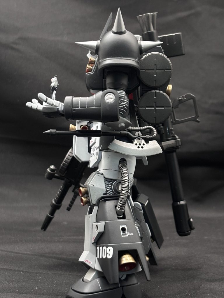 響咲リオナ専用高機動ザク–5枚目/制作者：よ〜ぐると