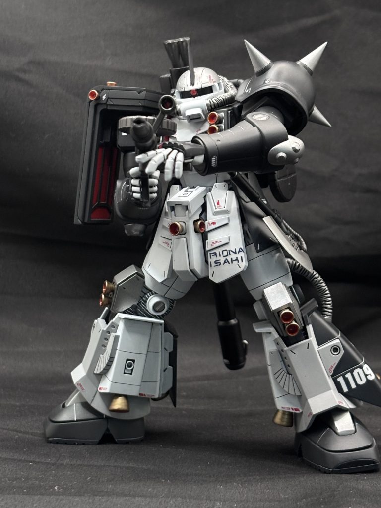 響咲リオナ専用高機動ザク–2枚目/制作者：よ〜ぐると