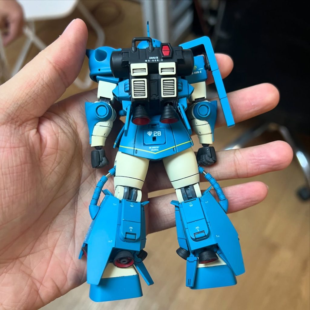 Re:ROBOT魂 MS-06R-2 ZAKU II HIGHT MOBILITY TYPE ROBERT GILLIAM CUSTOM MODEL ver. A.N.I.M.E.–3枚目/制作者：@PhantomCat