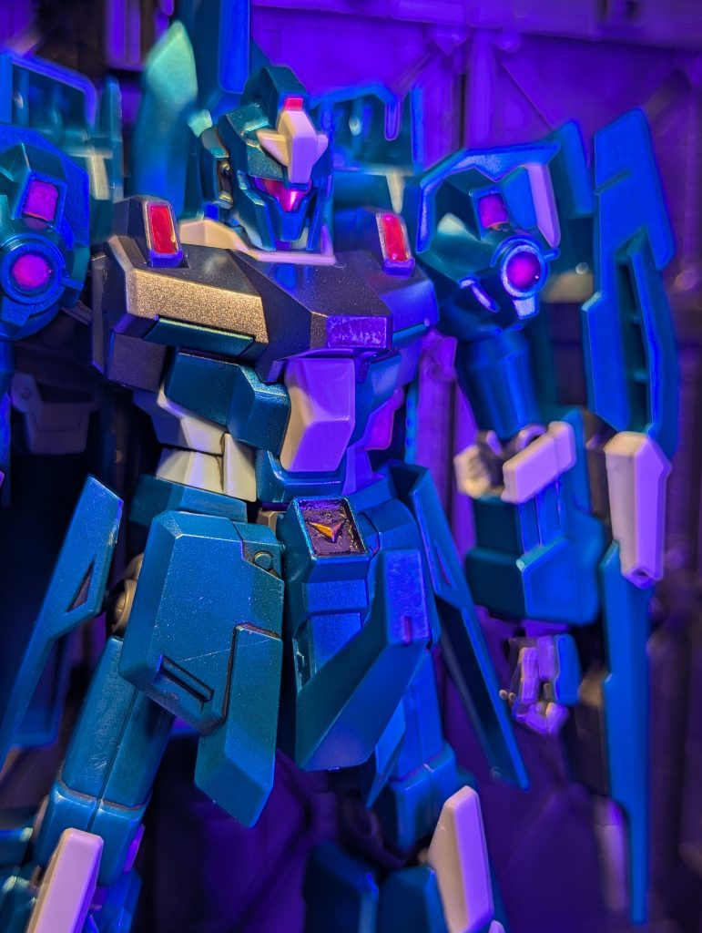 最後にUVライト当ててエマージェンシーっぽく。