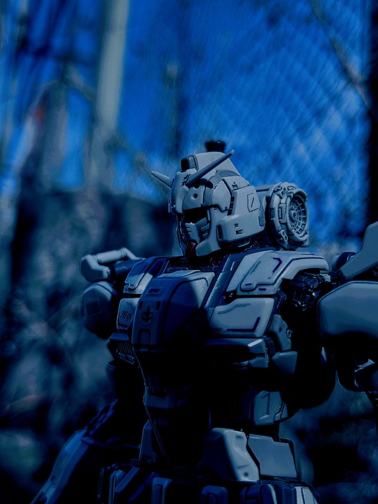 たたずむガンダムEX…絵になる！