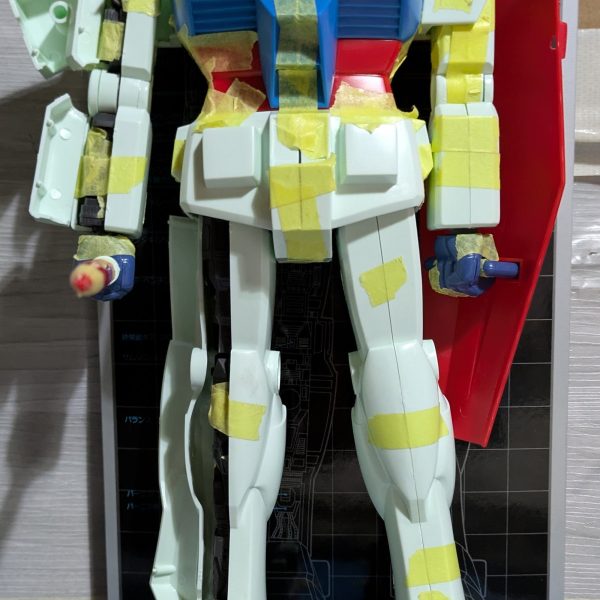 早めのクリスマスプレゼントでブックオフで買ってもらいました！結構むずくて1200円のサイサリスとゼフィランサス買っとけばよかったかなと後悔しつつも楽しんで作っていきます！ムギ球？？？とかつけるつもりなので気をつけていきます！（4枚目）