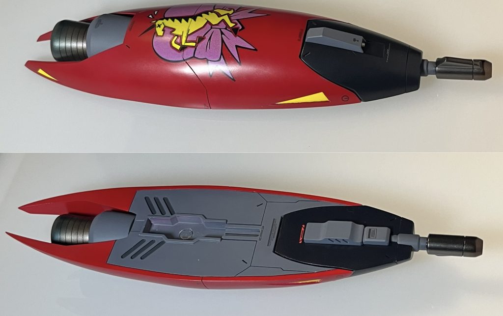 バインダーは磁石でアームに接続します。裏面はコミックでもコマによってデザインが変わるため、分かるところは再現していますが、若干独自解釈も入っています。