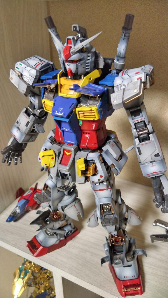 ガンダム–3枚目/制作者：キジトラ