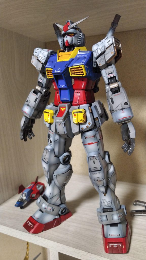 ガンダム–2枚目/制作者：キジトラ