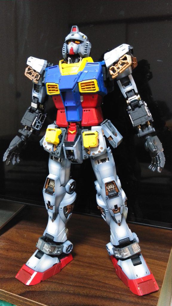 ガンダム–4枚目/制作者：キジトラ