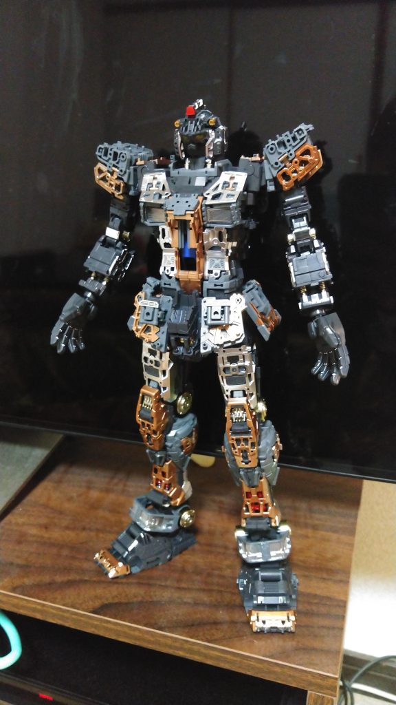 ガンダム–3枚目/制作者：キジトラ