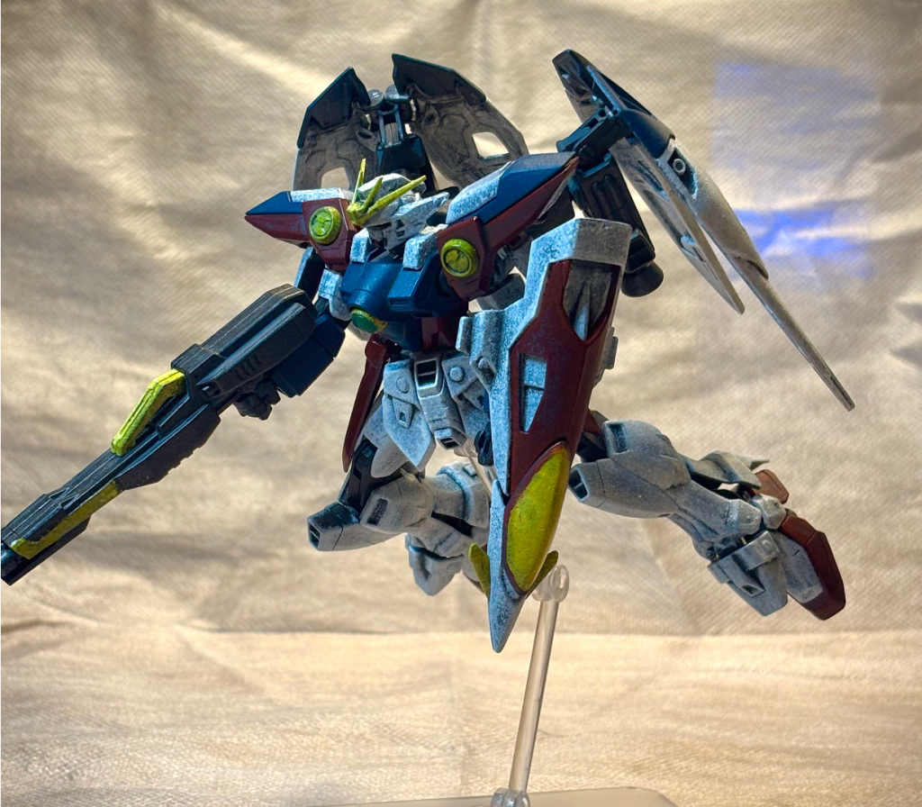 ウイングガンダム・ゼロ〜設定色を目指す–3枚目/制作者：とうと＠はじめてのスポンジ塗装