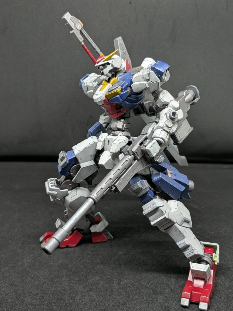 20式キャノン砲ジャンクヤードで発見された第一世代の武装元は肩部に装備された武装だが取り回しやすくするためトリガー部を取り付け腕部に装備できるように改良された