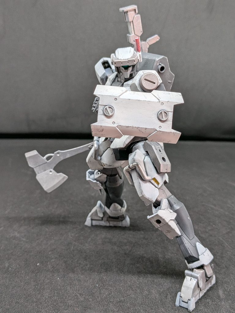 シールドハウンド用に製造されたシールド軽量で取り回しやすく強度も高い 