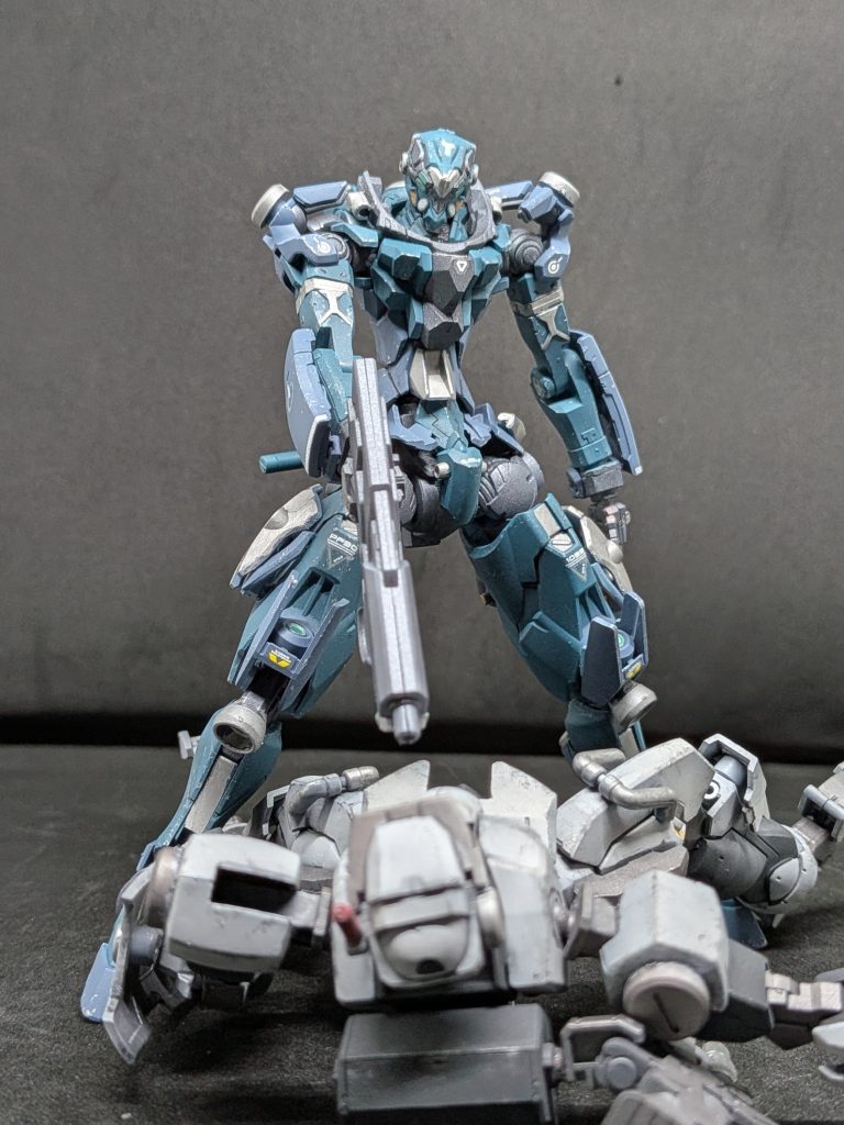 クリフォトセフィロトの技術を独占し勢力を拡大している組織フェザーフォールの爆心地周辺を根城にしているなぜならフェザーフォールに使われたセフィロトコロニーの一部の中に技術データが格納されているのが確認されたからださらに地下にMSを製造するファクトリーが存在しクリフォト製のMSを製造している彼らの目的はガンダムを探し出し確保解析と地上の勢力の均衡化を図るため賊や持ちすぎた力を持つ勢力の排除することである地上圏の賊が危険視し交戦を避けている。