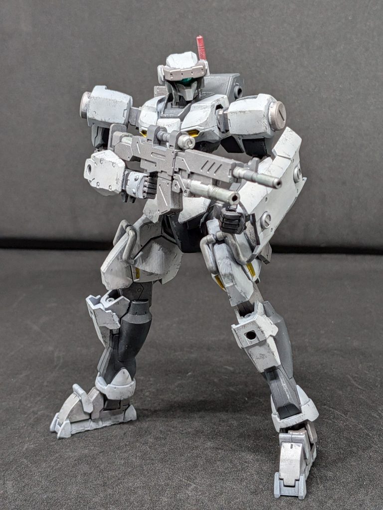 アサルトライフルハウンドaL用に改修された武装第二世代の武装に当たるが第三世代のMSでも扱えるように改良されているアタッチメントでグレネードが射撃可能