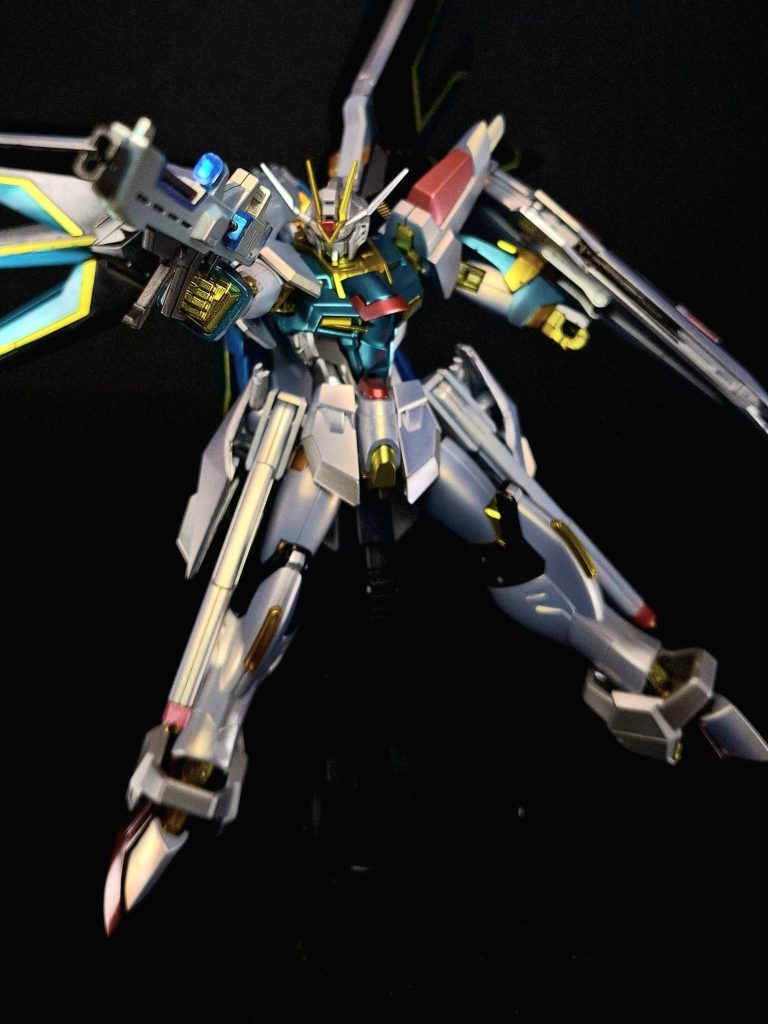 MA-M72A3 高エネルギービームライフルイモータルジャスティスと共通のビームライフル。MA形態時にはシールドにマウントされる