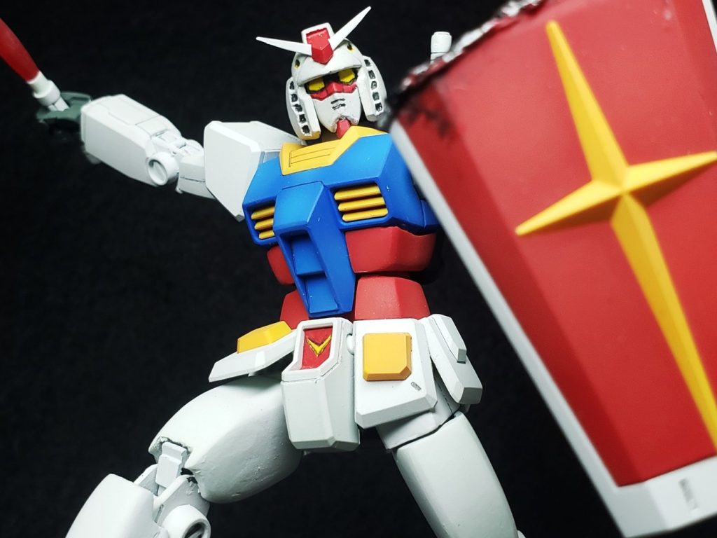 プレゼント用ガンダム　(頭部はスクラッチ)