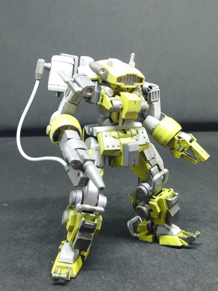 トーチガンジャンクパーツを溶断、溶接作業が可能になる腕部アタッチメント