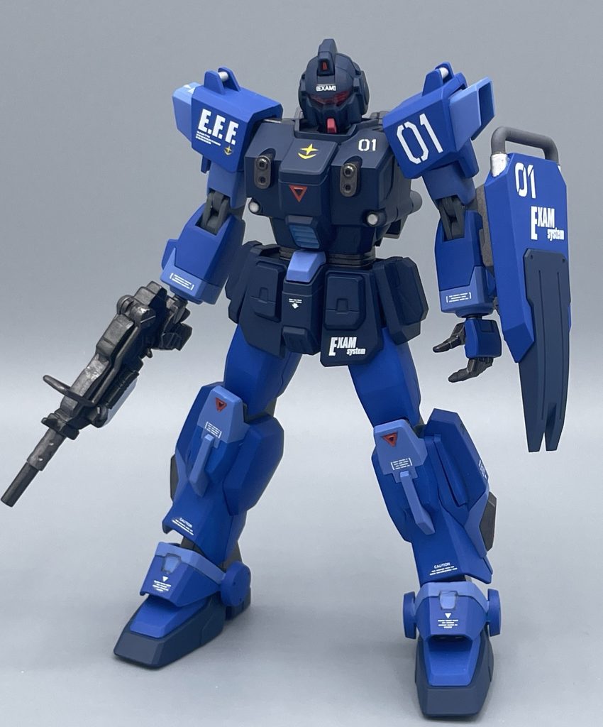RX-79BD-1 BLUE DESTINY UNIT1 「機動戦士ガンダム外伝 THE BLUE DESTINY」に登場するMS、ブルーディスティニー1号機。ゲーム作品などでの露出が多い印象ですね。 パイロットは、通称 ”モルモット隊” に所属するユウ・カジマ少尉。ユウ・カジマは、シュミレーターでアムロの乗ったガンダムを落とすほどの凄腕パイロットとして知られています。