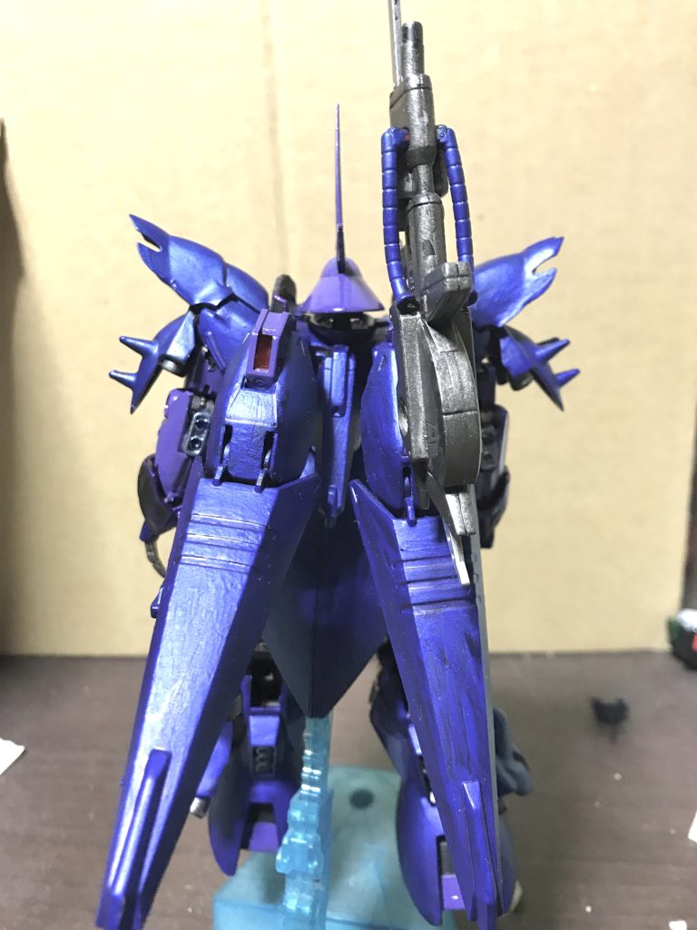 後ろ姿。Rジャジャのバリアブルシールドをバックパックにそのまま取り付けバリアブルブースターとしました。