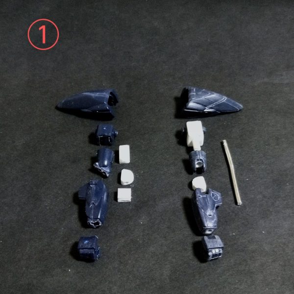 今回は腕部の加工です。①基本的に前作のザクウォーリア同様プラ材で内部構造を作りアルミ線接続での可動化になります。②肩の緑の矢印のところをくり貫いてプラ板にモールドを彫って取付け。黄色の矢印のように見栄えが良くなりました。ブリッツガンダム製作かなり先が見えてきましたね🤣（1枚目）