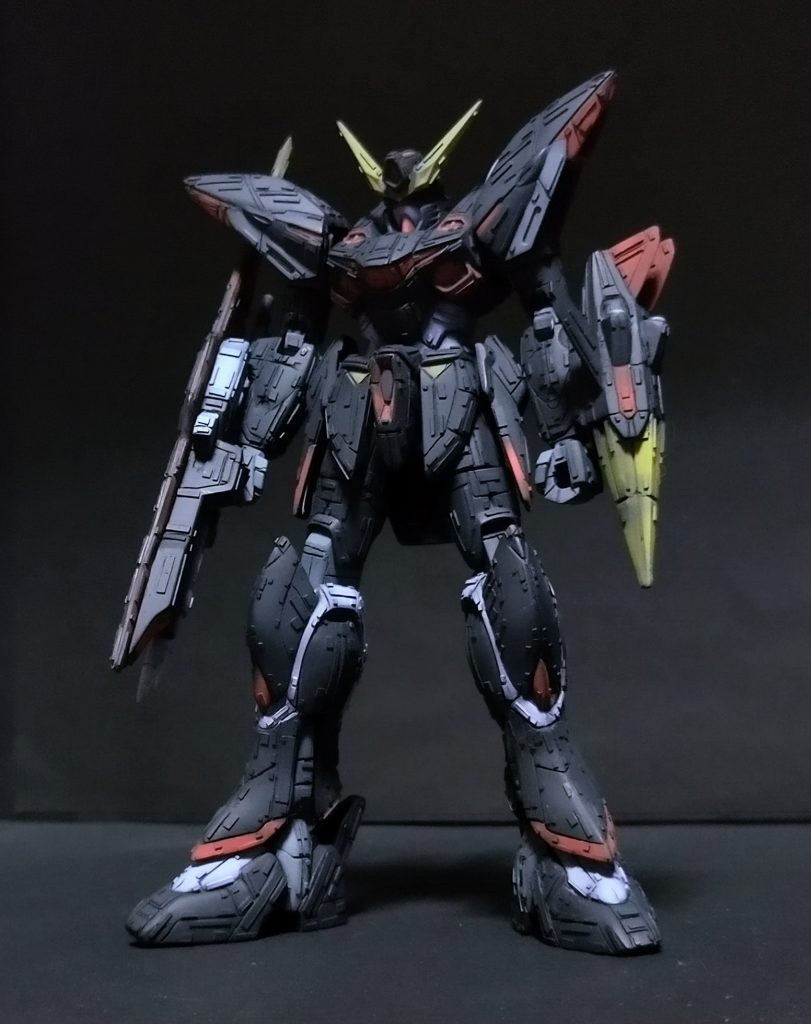 かなり手を入れた魔改造物なんですが、結構普通のHGに見えてしまう悲しさ🤣