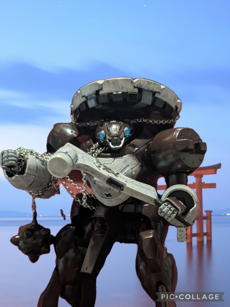 [ 流派 皆さんお待ちかね　脳内ガンダムファイト！！]第三カード「ネオ・シガ　熱き陶器の守護神」皆さんお待ちかね…未来世紀60第１３回ガンダムファイトでは各国様々なガンダムがおのれの国の誇りをかけ、戦って…戦って…戦い抜いてきました。ですが、その前からすでに激しいガンダムファイトははじまっていたのです。第１３回ガンダムファイト、ネオ・ジャパン代表選考大会今回カードは、ネオ・シガから『 シガラキガンダム』ネオ・シガに古くから伝わる信楽焼きの守護神で、２つのキン…鉄球『双鉄球金袋』が猛威を振るう！！ファイターは『 テツゾー・フジワラ』彼曰く「 我が工房の元祖信楽焼タヌキ！！先祖代々の熱き魂をうけてみよ！！」まさに工房の窯の如く熱き気迫！！しかしガンダムと言うか…まんまタヌキと言うか…ガンダムとは…ガンダムの定義って…………はっ！？申し訳ない考え込んでしまいました（汗）それではっ！！ガンダムファイト！レディぃぃぃ…ゴぉぉぉっ！！