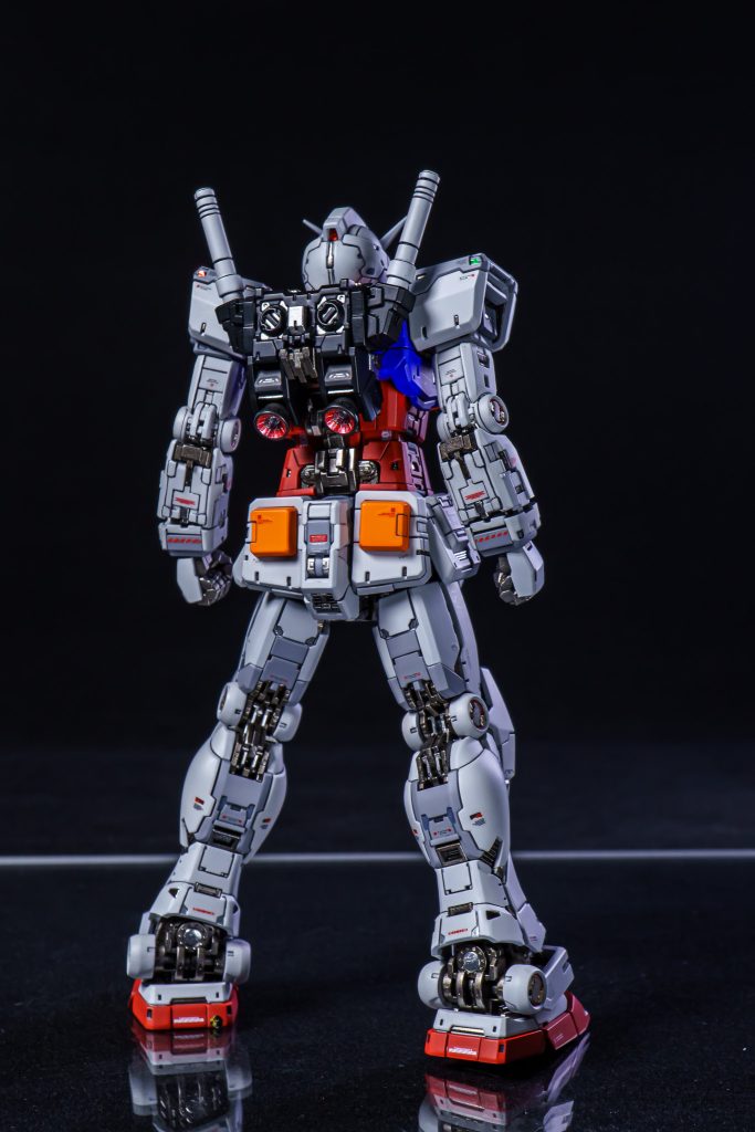 RG RX-78-2 ガンダム Ver2.0 +武器セット–3枚目/制作者:エヌヌ