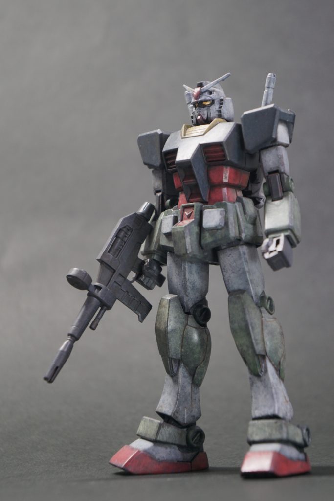 家元の作品はこちら https://hjweb.jp/article/1631918/ 緑の部分をどういう感じで塗っているか全く記事に載ってなくてわからないんですよね。でリベンジしたんですが、結局終わってみたら前回と同じようにできてなかった笑本家とレシピで違うのは、頭とビームサーベルの白部分を、明灰白色(1) > グランプリホワイト、にした所だけです。私の同じテーマで塗った前回のトライ https://gumpla.jp/hg/2148217 