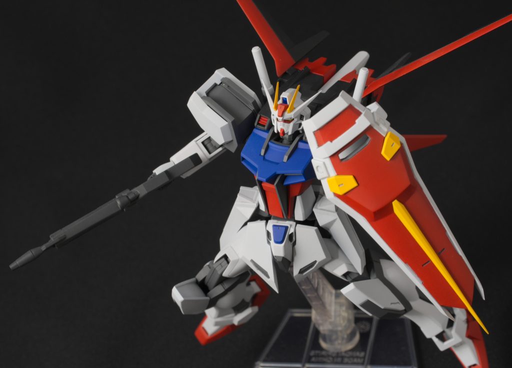 HGCE エールストライクガンダム–4枚目/制作者：作業する西川