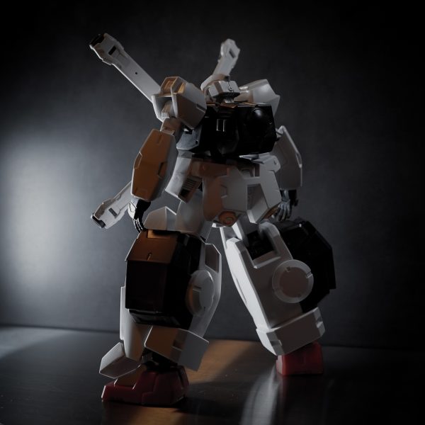 風車ガンダム制作中。なんの思い入れも無く活躍したかどうかも知らないので、好き勝手にミキシングして仮組みバランスチェック。流用ベースキットを隠さないと割り切ればまあまあ納得のバランス。カラーで寄せればそれなりに見えるはず。 （4枚目）