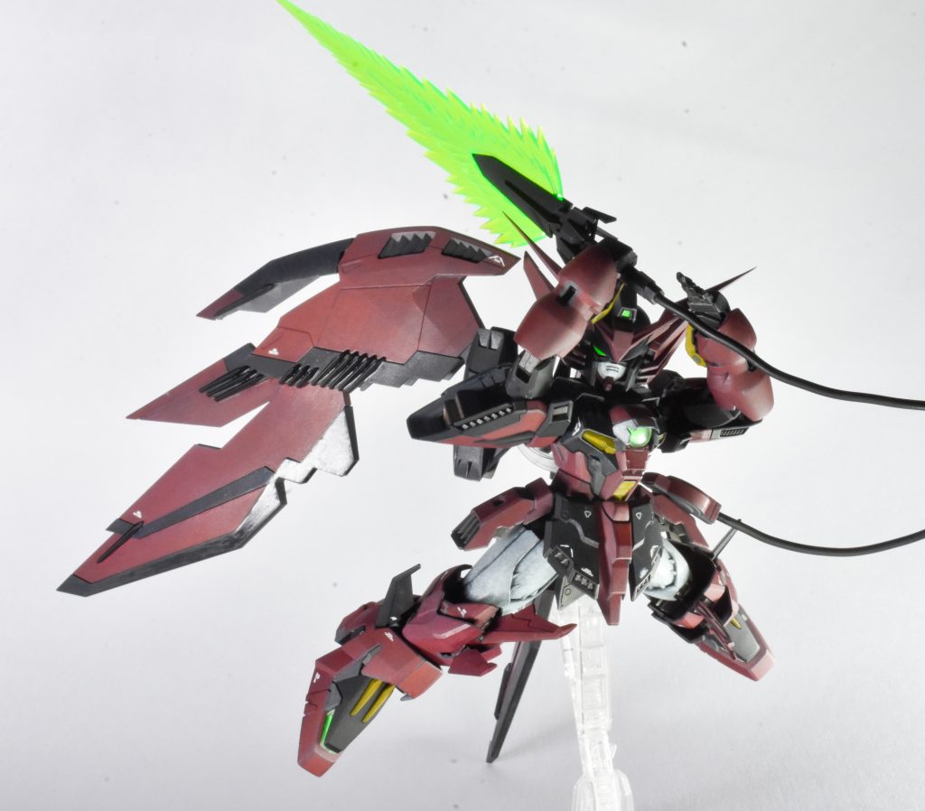 とはいえMG自体の素材の良さもあり、さほど苦労もなく改造できたと思います。SDEXの時は大変でしたから...ww