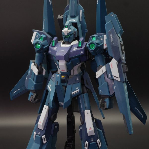 MG 1/100 RZG-95C リゼル(隊長機)　全塗装