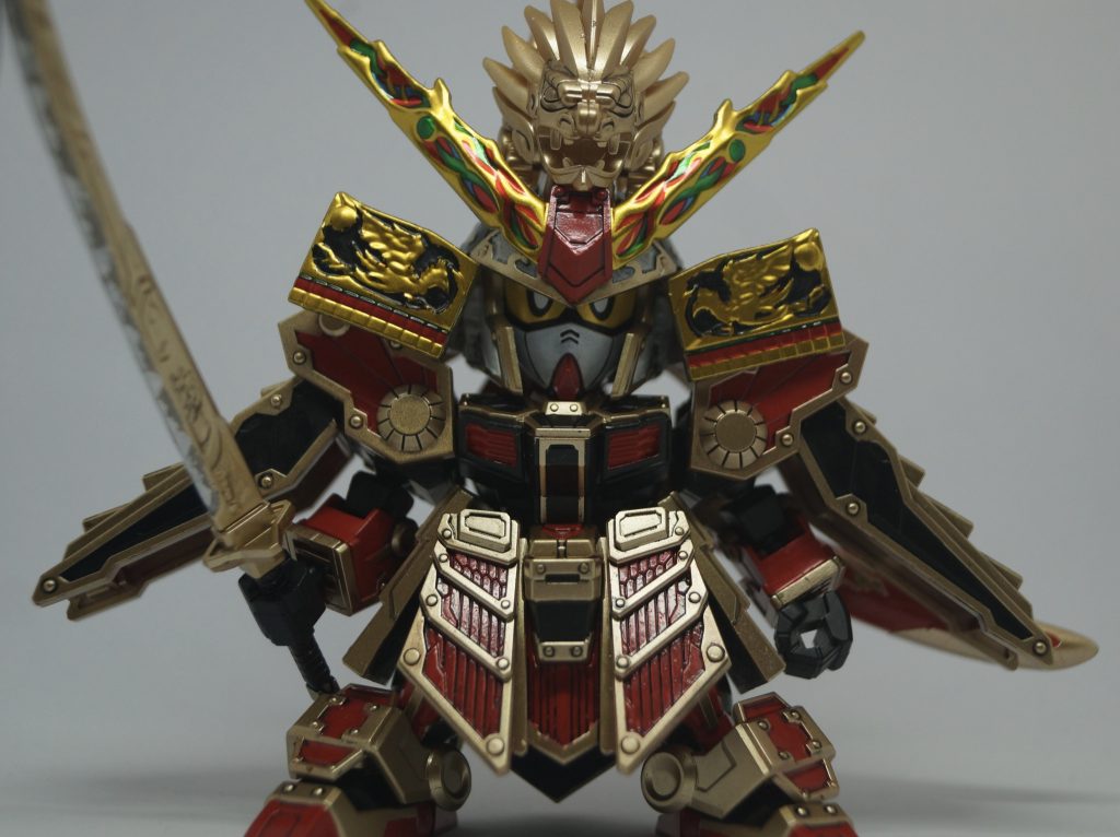 正面から。アンテナも塗り潰せば良かったかなー。