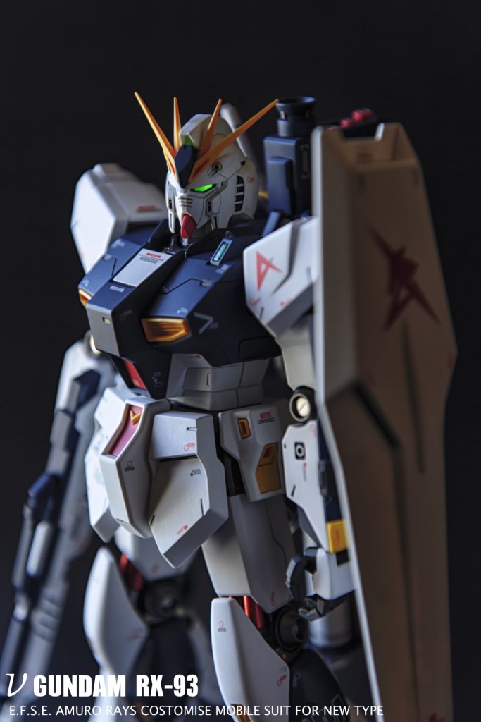 2000 MG RX-93 Nu Gundam