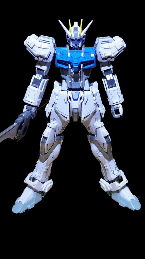 自分、スジボリとかハンドフリーが基本なんですが、前回のクシャトリヤよりかなり小さいサイズなのでディテールを考えるのに3日もかかってしまいました💦💦