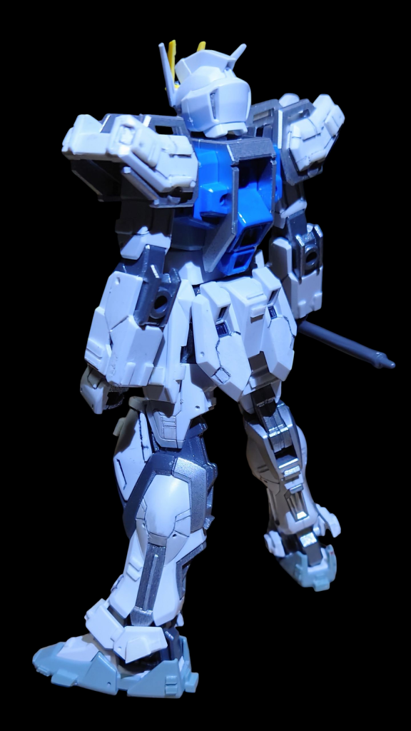 ストライカーパックは肩の部分もなんとか装着できました。