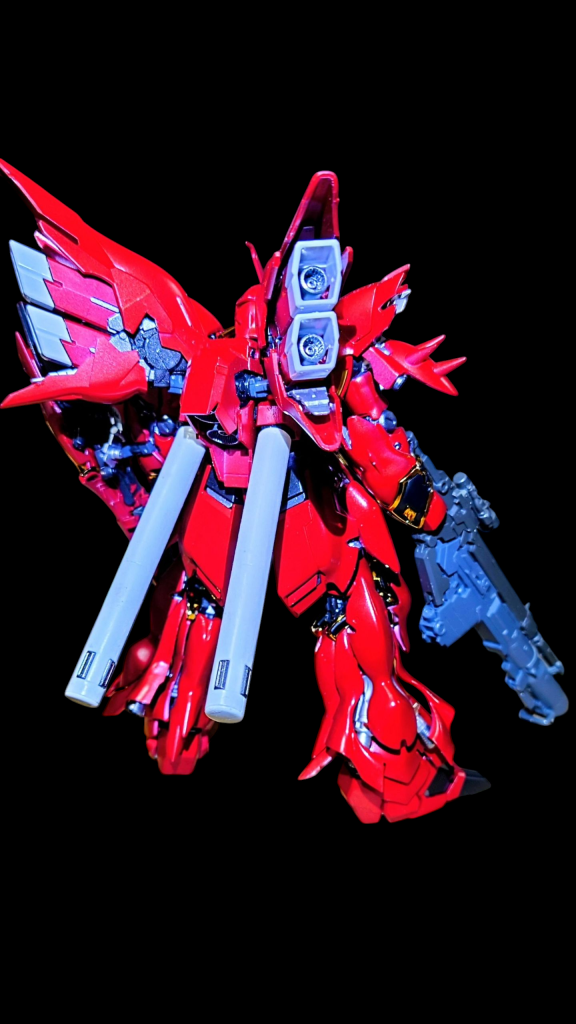 各部ユニットや内部フレームは金属カラー５色使ったのにほぼ隠れちゃうのは苦笑いです