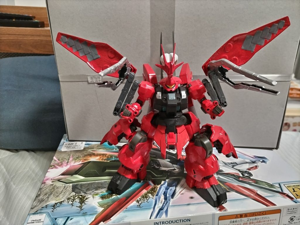 ビーム砲も内蔵している設定です