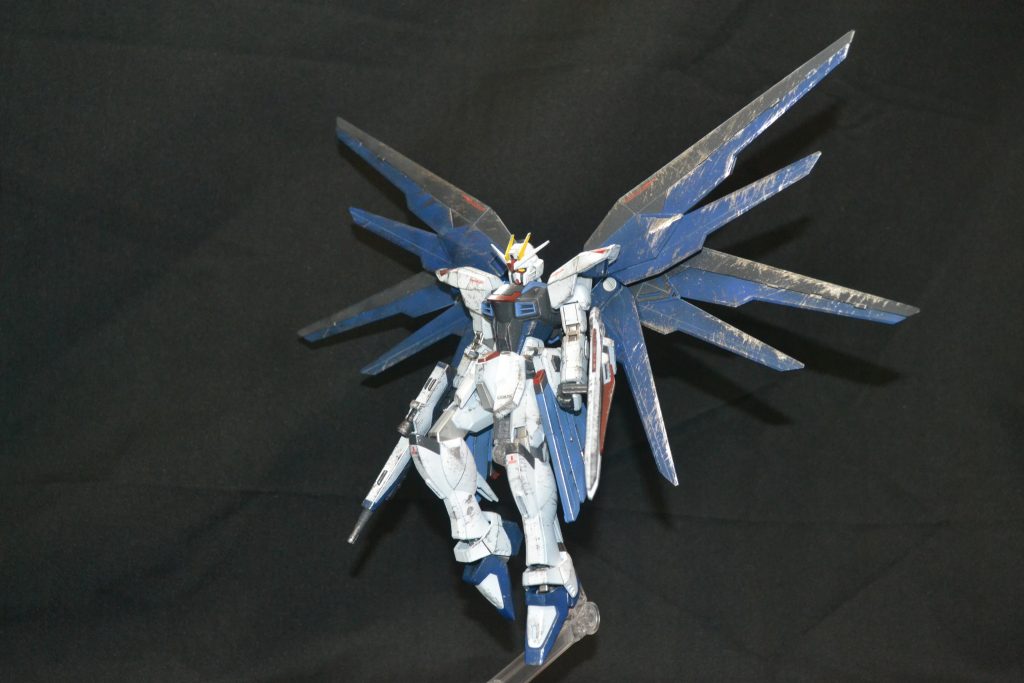 再び舞い降りる剣