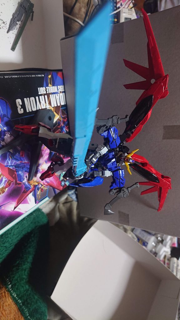 対艦刀デモリッションナイフ展開