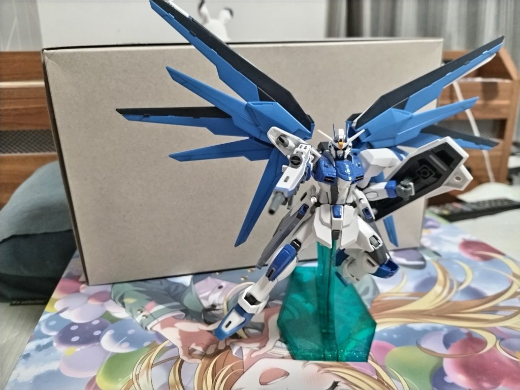 タイトルバックのポーズ