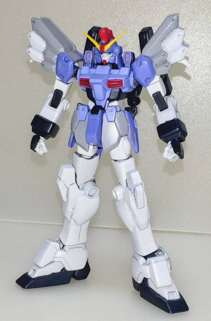 全身。キットはパチ組・部分塗装をした状態のまま保管していたものをrg版ウイングゼロと並べることを想定して2023年に完成させました。現在であれば現行のキットを使用してアップデートしますが、製作当時気軽に購入出来るような状態では無かったので従来の製作法で行ってます。