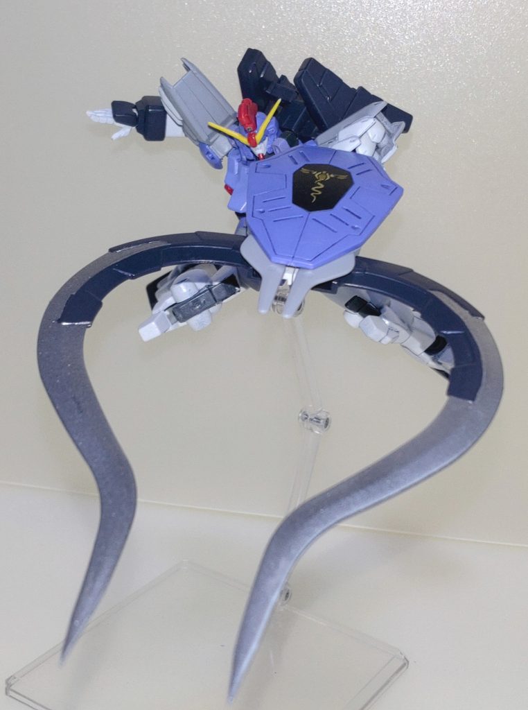 クロスクラッシャー。刀身をシャープ化したことでさらに迫力が出ましたが、結構刺さります😅