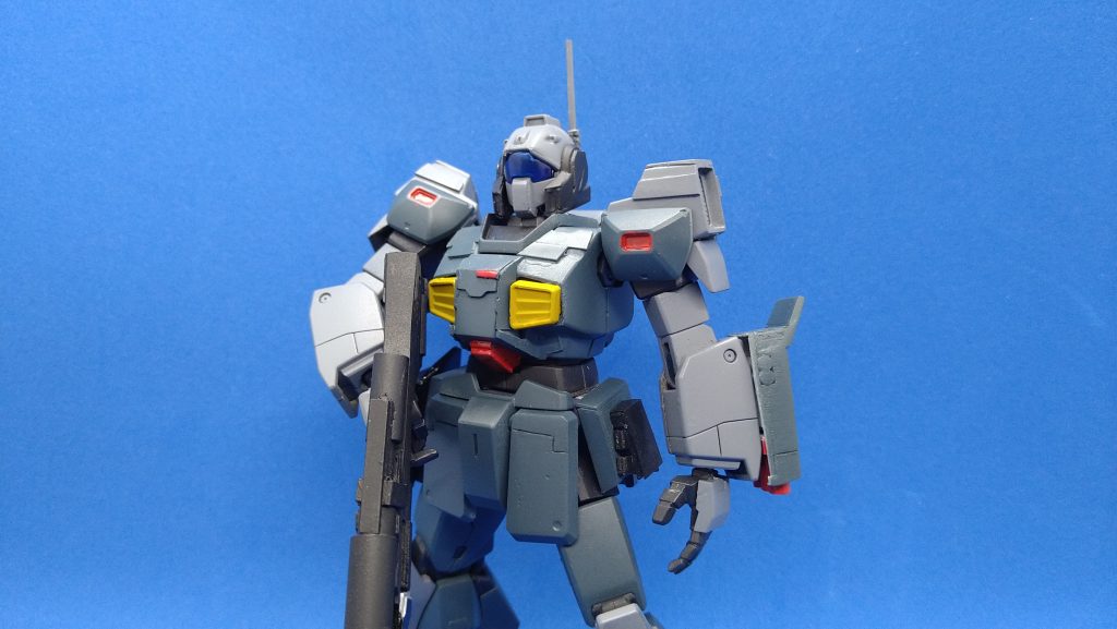 スジ彫りもしてみた。