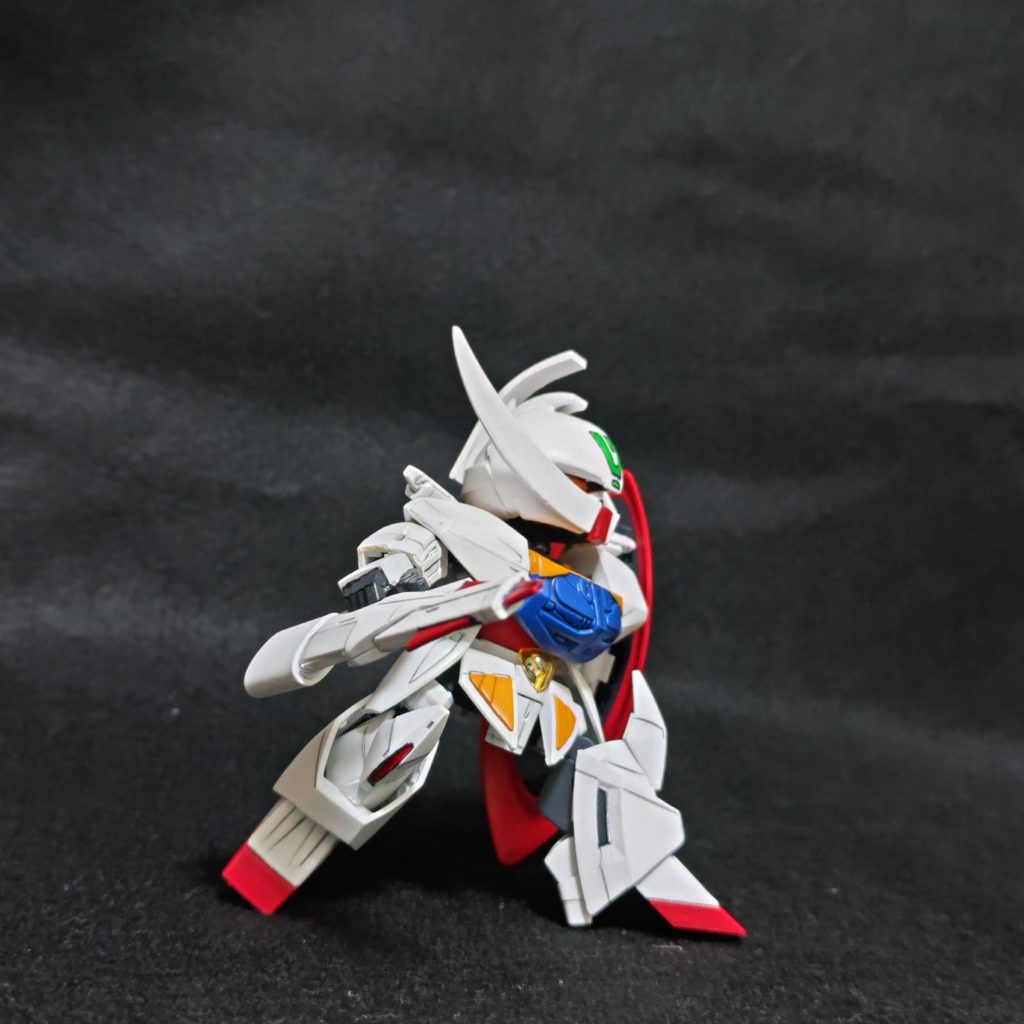 文明を埋葬したMSのイメージで悪い顔を意識しました