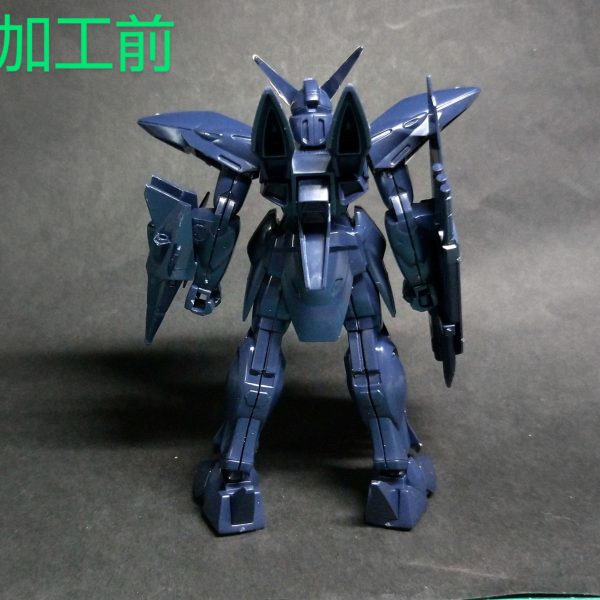 一通り本体の加工が終わったのでプロポーションの確認を😊どうてすかね？良い感じになったと思うんですが🤔武装製作へ続く🙏（4枚目）