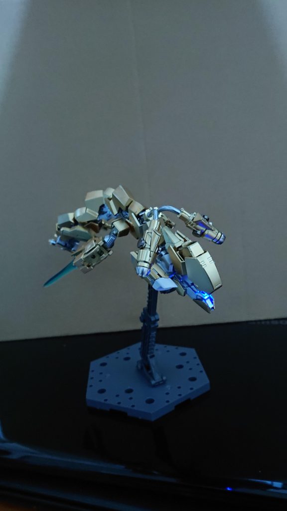 ギガシードラモンには本来無い武装もガンプラだからこそ先入観なしにして追加しました。