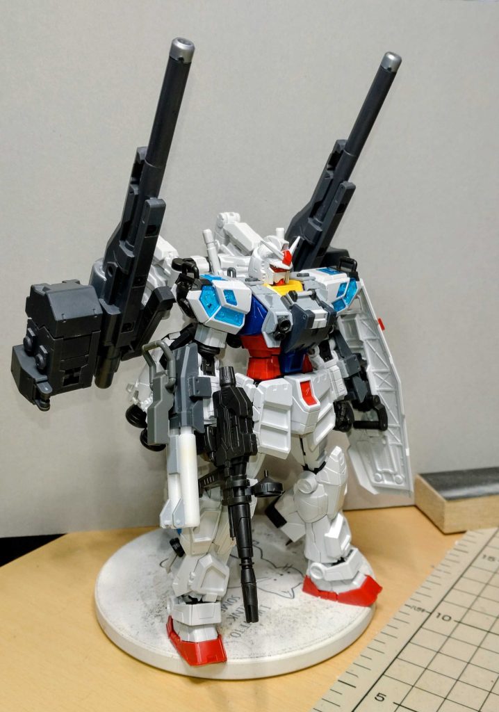 塗装前。胴と前腕のアーマーはプラ材とジャンクから作ってます。